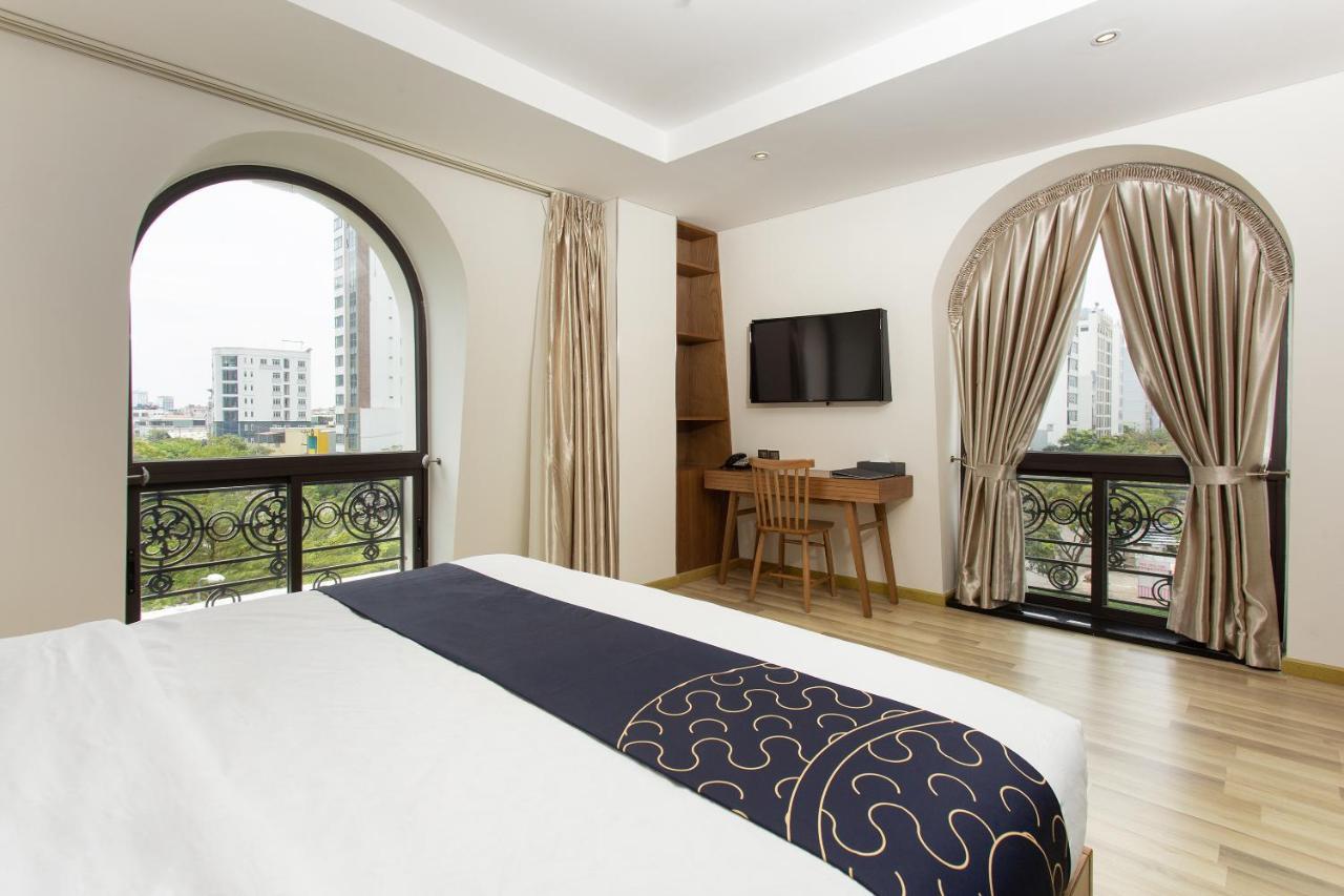 Capital O 781 Brilliant Majestic Hotel Da Nang Buitenkant foto