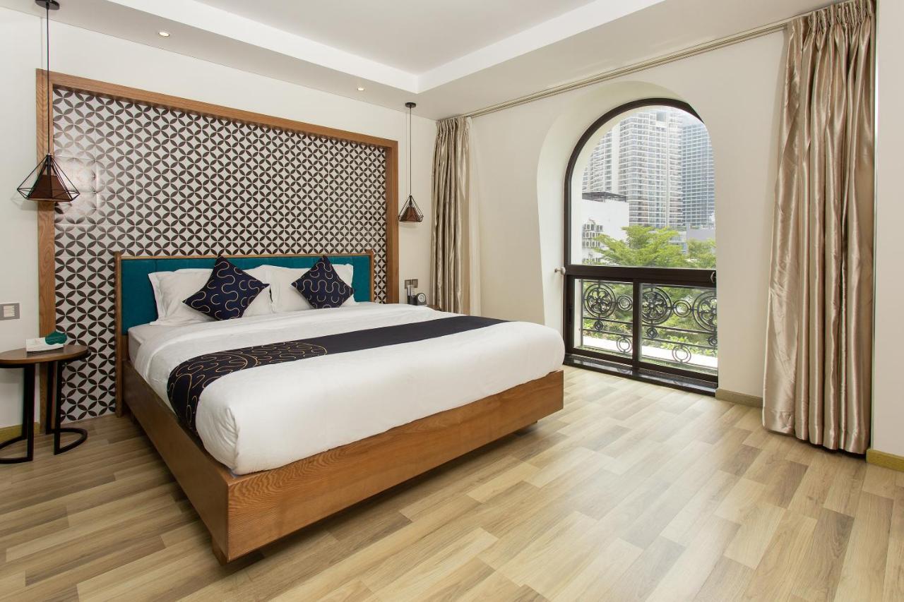 Capital O 781 Brilliant Majestic Hotel Da Nang Buitenkant foto